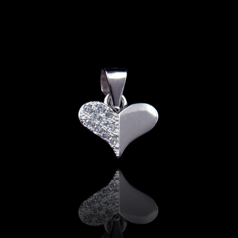 Zirconia Main Stone Sterling Silver Pendants Heart Shape Simple Korean Light Weight
